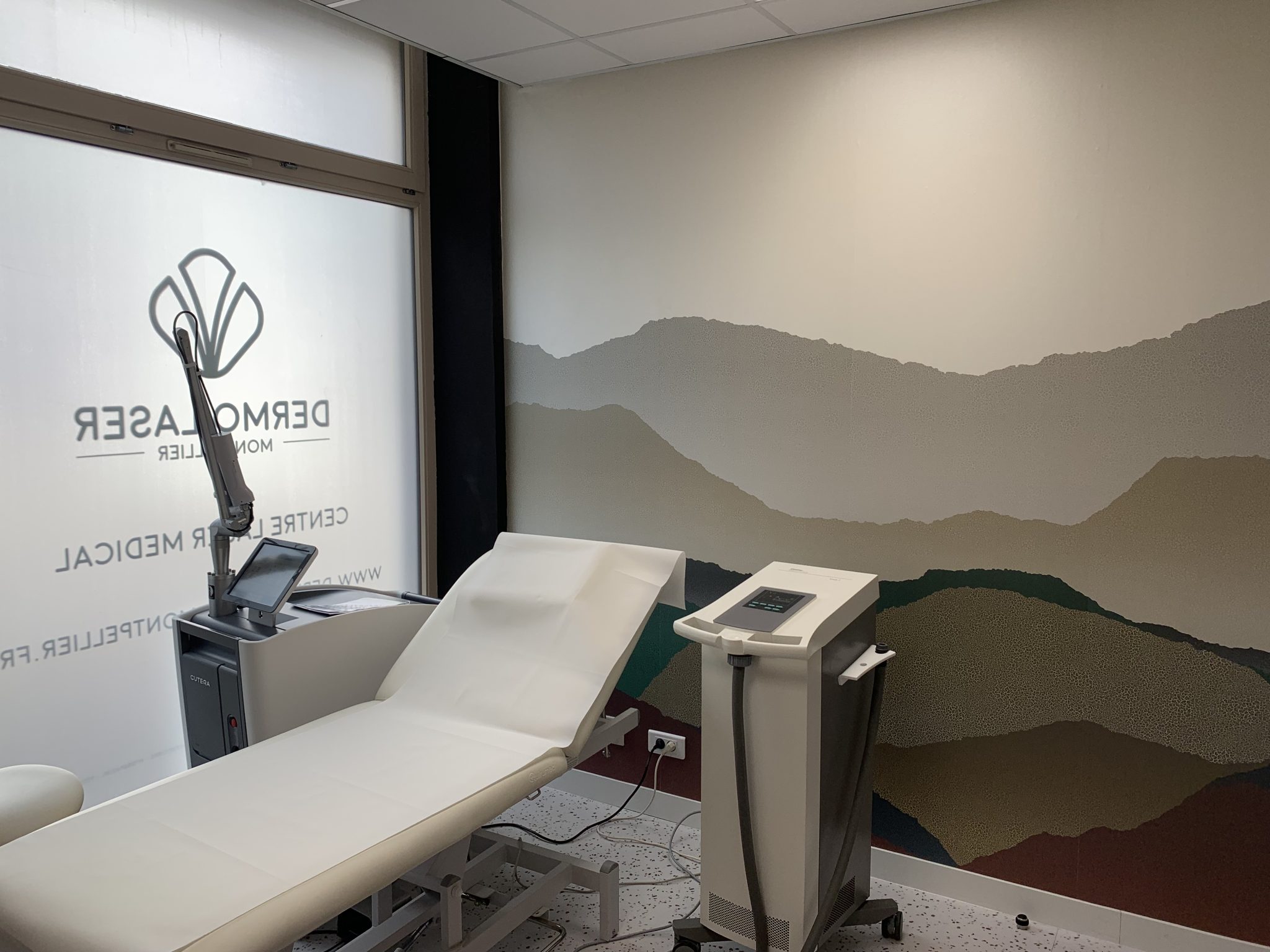 Salle de traitement du centre Dermo Laser Montpellier